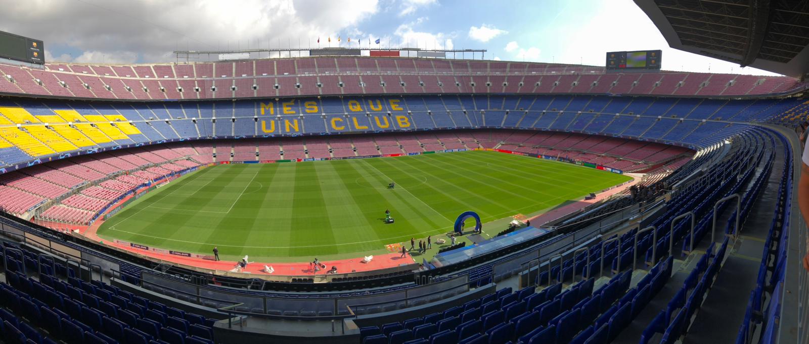 Team ONK Poker bezoekt FC Barcelona